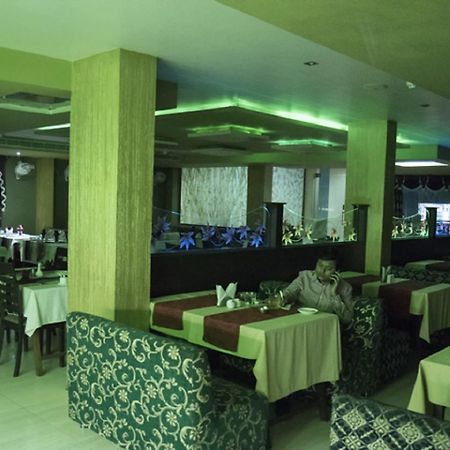 Hotel Sunshine Baharampur ภายนอก รูปภาพ