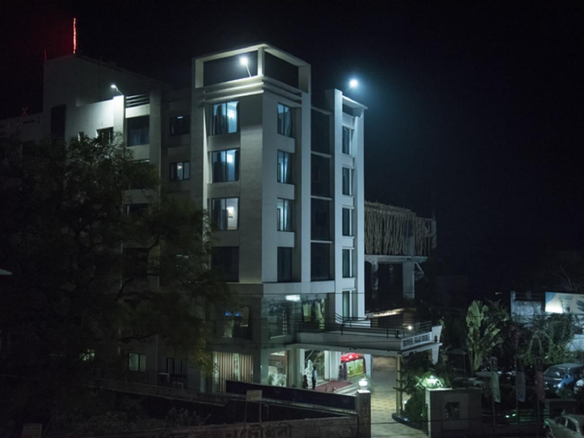Hotel Sunshine Baharampur ภายนอก รูปภาพ