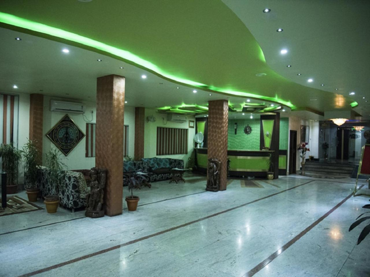 Hotel Sunshine Baharampur ภายนอก รูปภาพ